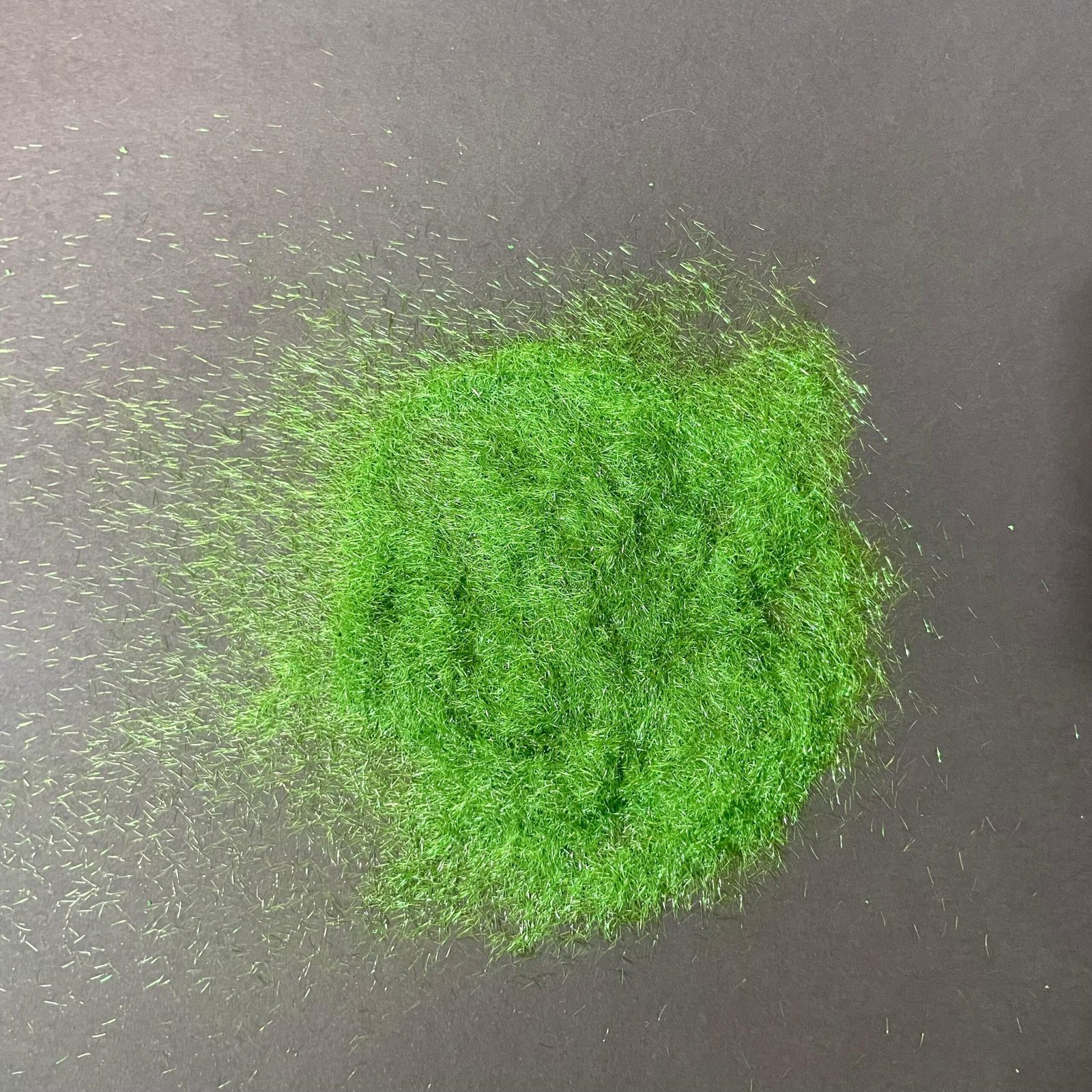 Artificial Grass Powder Dark Green - Image 2