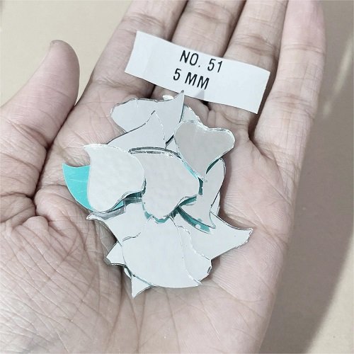 No. 51 -Heart shape mirror - 15 MM For Lippan & Embroidery Art