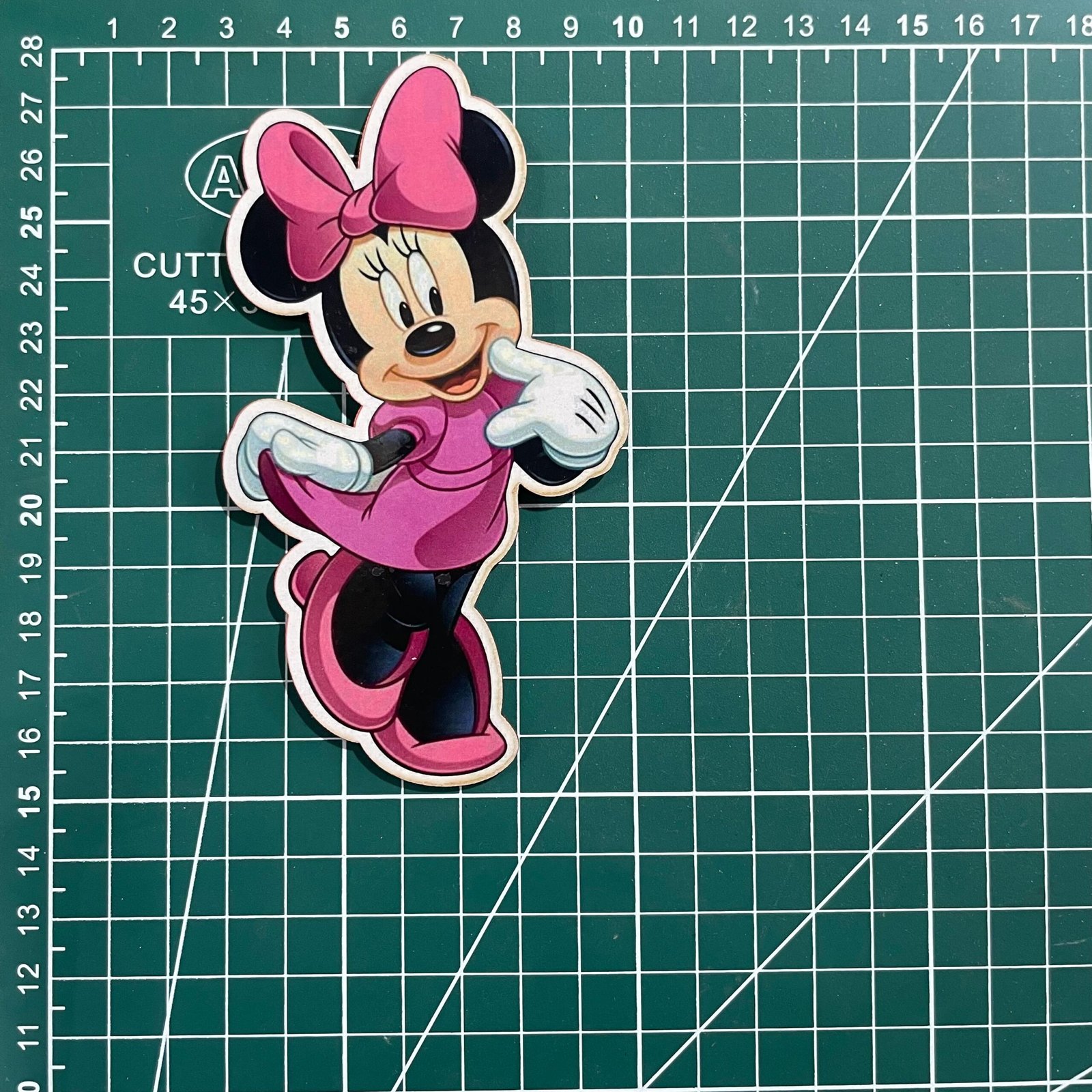 Pink Micky cutout MDF